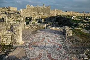 Thugga: Dougga