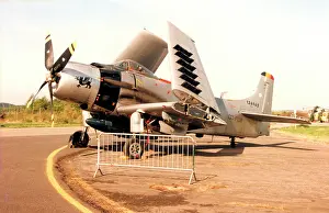 Skyraider: Douglas A-1D Skyraider OO-FOR