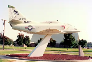 Catapult: Douglas A-4B Skyhawk 142094