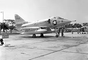 Skyhawk: Douglas A-4B Skyhawk 144872