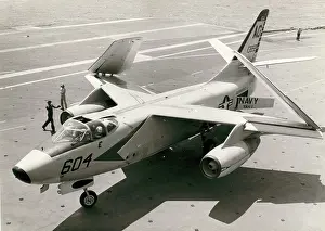 Skywarrior: A Douglas A3D-2 Skywarrior 138921 manoeuvres