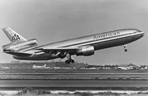 Dc10: Douglas DC-10 10 1st Flight American