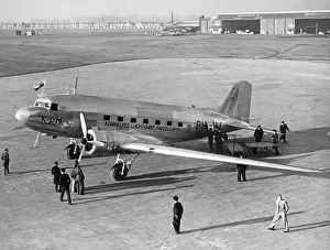 Christening: Douglas DC 3, 1936