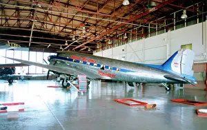 Marana: Douglas DC-3A N16070