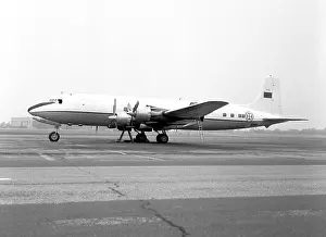 Northolt: Douglas DC-6B 6702