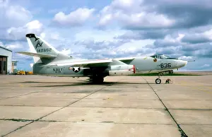 Alameda: Douglas KA-3B Skywarrior 142662