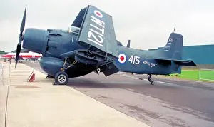 Canberra: Douglas Skyraider AEW.1 WT983