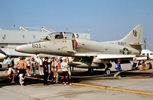 Skyhawk: Douglas TA-4F Skyhawk 154338
