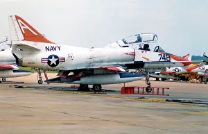 Skyhawk: Douglas TA-4J Skyhawk 156901