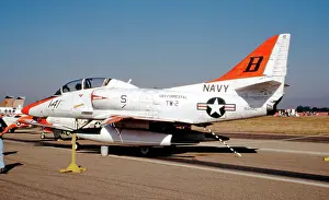 Forrestal: Douglas TA-4J Skyhawk 158490