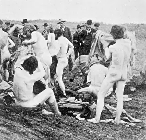 Undress: DOUKHOBORS STRIPPING