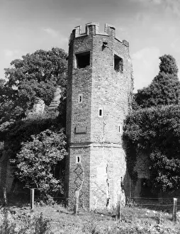 Fawsley: DOWER HOUSE TOWER