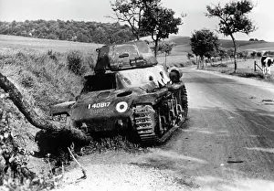 Downed: Downed French tanks, 1940
