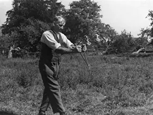 Divining: DOWSING/LEICESTERSHIRE