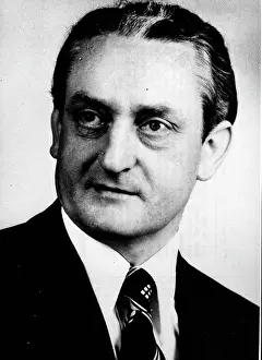 Gruhl: Dr. Gruhl