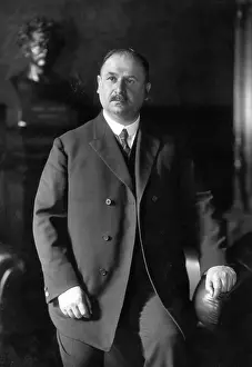 Bredow: Dr. Hans Bredow