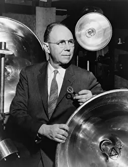 Edgerton: Dr. Harold E. Edgerton (1903-1990), American ?