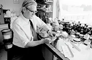 Neuropathologist: Dr Jan Corsellis