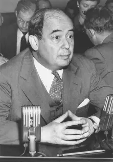Fingertips: Dr. John von Neumann, a 51 year mathematician before