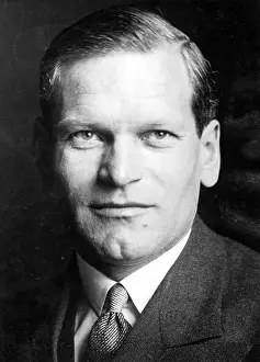 Halt: Dr. Karl Ritter von Halt