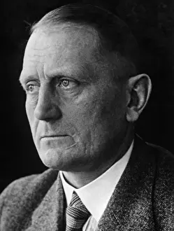 Neumann: Dr. Neumann