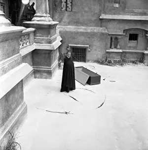 Dracula: Prince Of Darkness (1966)