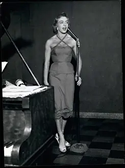 Impersonate: Drag queen in the style of June Allyson
