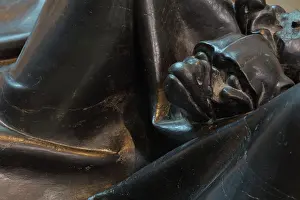 Brienne: Dragons, Royal tombs, Basilique Saint-Denis, Saint-Denis