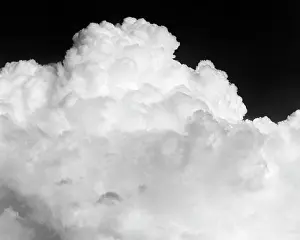 Cumulus: Dramatic Bright Billowing Cumulus Cloud Formation