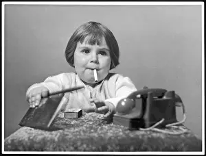 Matches: DRESSING UP 1940S