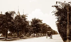 Drexel: Drexel Boulevard, Chicago - hand coloured when published -