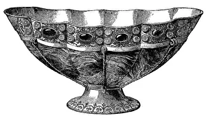 Gemstones: Drinking vessel, dishes, cutlery, salt shaker of Saint Denis