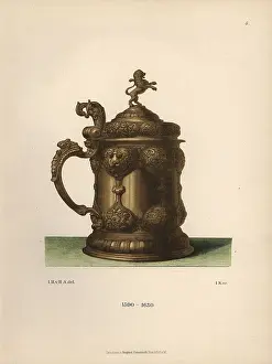 Klipphahn: Drinking vessel in gilded silver with lions