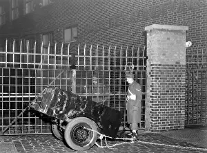 Freies: Driveway blocked by the British at House of Broadcasting in