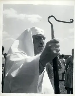 Enacted: Druids celebrate summer solstice
