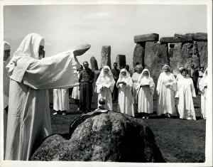 Heralds: Druids celebrate summer solstice