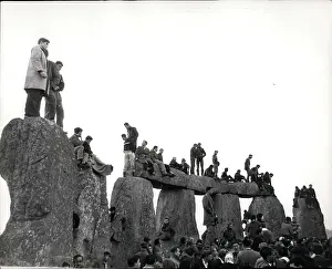 Druids celebrate summer solstice
