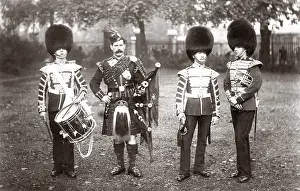 Bandsmen: Drummer, Piper, Bandsmen 1st Scots Guards
