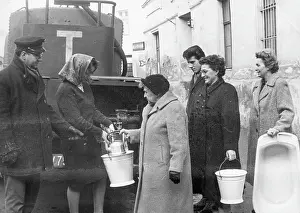 Queues: Dryness in Vienna 1964
