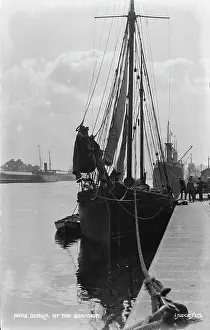 Mast: Dublin by the Quayside