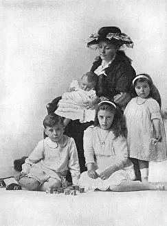 Marmaduke: The Duchess of Norfolk and her children