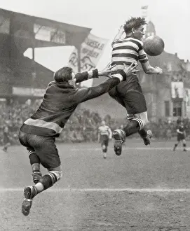 Duell: Duell between goalie and soccer player