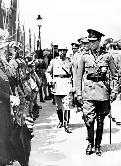 Realized: Duke of Windsor inspecting French troops, WW2