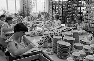 Decorate: Dulevo Porcelain Factory