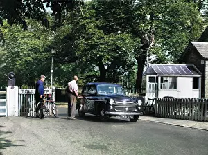 Tolls: DULWICH TOLL GATE
