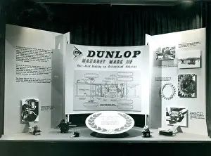 Dunlop: Dunlop Maxaret anti-skid window display