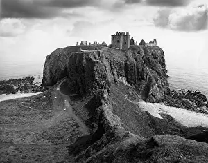 Stonehaven: DUNNOTTAR CASTLE