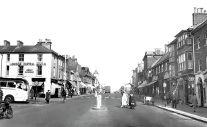 Dunstable: Dunstable, High Street c1955
