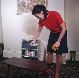 Dusting: DUSTING A COFFEE TABLE