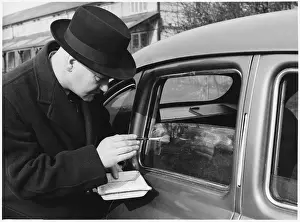 Fingerprints: DUSTING FOR FINGERPRINTS